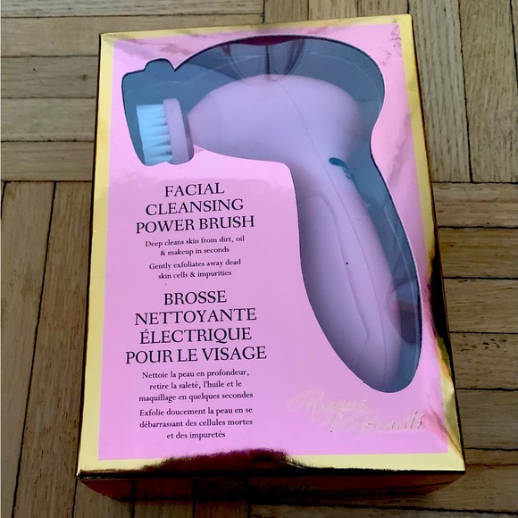 Facial cleansing power brush - Picture 1 of 2